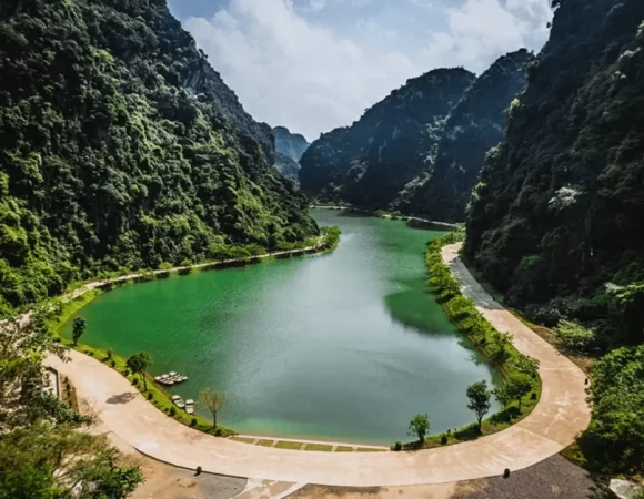 Top 10 Things Must-do in Ninh Binh Vietnam That You Simply Can’t Afford to Miss